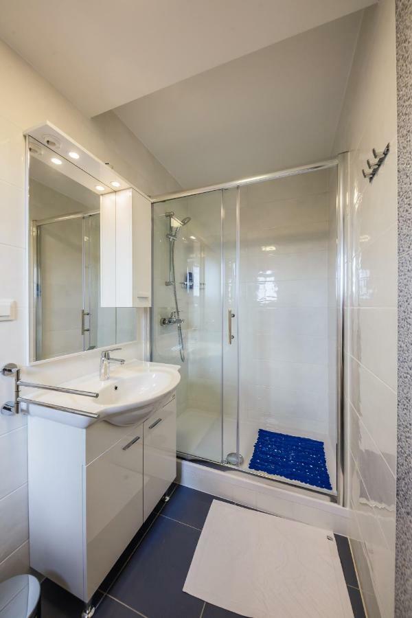 Apartments Mare โตรกีร์ ภายนอก รูปภาพ